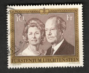 1974 Liechtenstein Sc#557 - 10Fr Prince & Princess Portrait - Used stamp Cv$8
