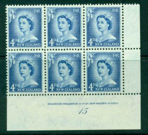 New Zealand 1958 QEII Redrawn 4d Ultramarine Plate 15 Block 6 MH/MUH Lot25573