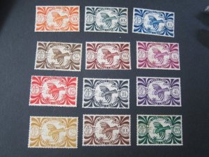 French Libre 1942 Sc 252-3,55-7,258-60,262-5 toning MH