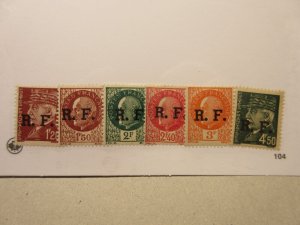 FRANCE Timbres de la Liberation (RF), Y&T 9-13, 15, MINT HINGED Cat €21.90