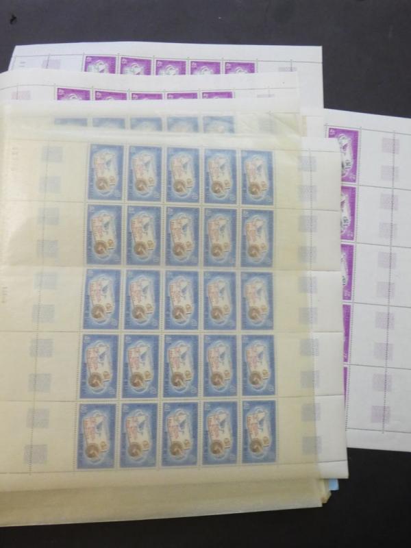 EDW1949SELL : LAOS Choice investment holding of all VF MNH CPLT SETS Cat $17601