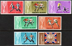 Maldive Islands Sc #207-213 Mint Hinged