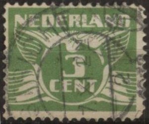 Netherlands 170 (used) 3c gull, yel grn (1927)