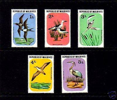 MALDIVES - 1977 - BIRDS - FRIGATE - PLOVER - HERON ++ MIN...