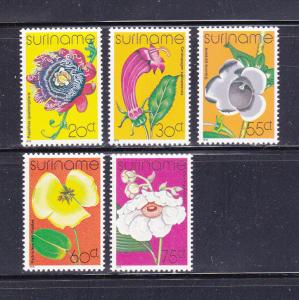 Surinam 484-488 Set MNH Flowers