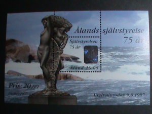 ALLEN STAMP-1997- VERY UNUSUAL COUNTRY AND NUDE STATURE ON BEACH MNH-S/S VF