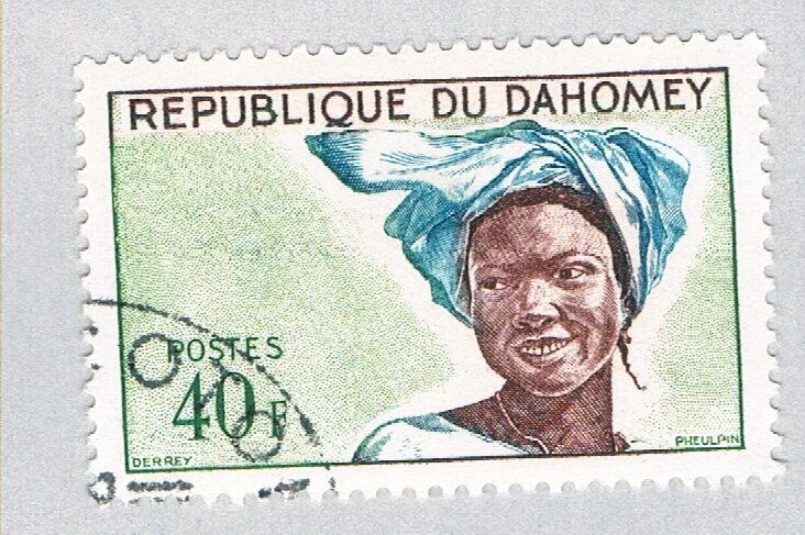 Dahomey Woman blue 40f (AP131303)