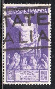 Italy 382 - Used - Augustus Receiving Acclaim (cv $0.35)