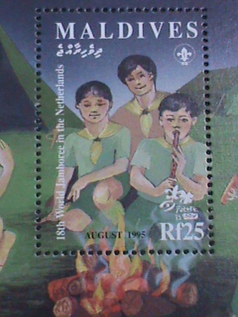 ​MALDIVES-1995-SC#2082-18TH ANNIVE;-WORLD SCOUT JAMBOREE-NETHERLANDS MNH S/S