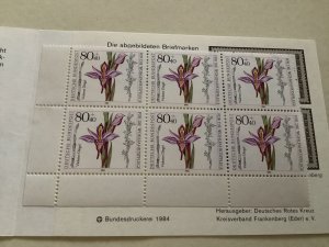 Germany 1984 Red Cross mint never hinged stamps booklet Ref R49817