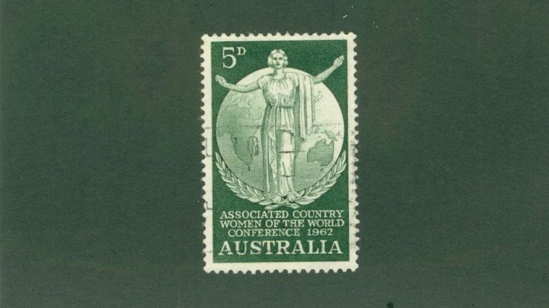 AUSTRALIA 347 USED BIN$ 0.50