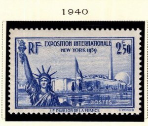 FRANCE  SCOTT 373 MNH**  some disturbed gum.  NY Worlds fair stamp 1940