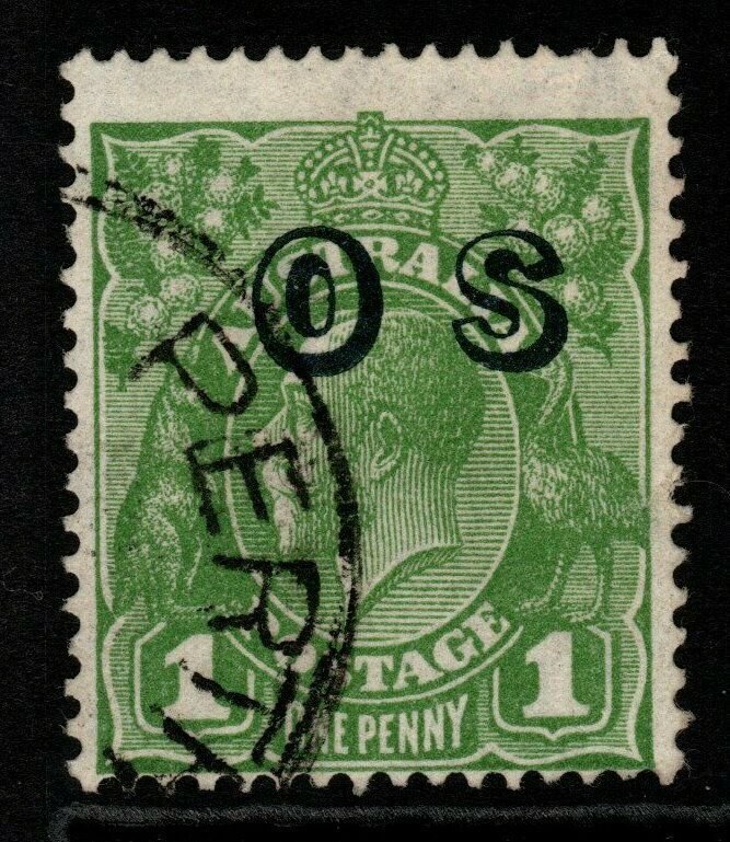 AUSTRALIA SGO129 1932 1d GREEN p13½x12½ USED