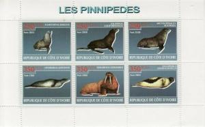 Marine Mammals -  Sheet of 6  - SV0482