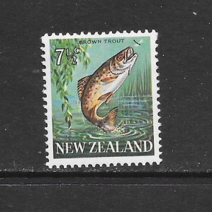 FISH - NEW ZEALAND #391 BROWN TROUT MNH