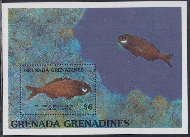 GRENADA GRENADINES Sc #1357 MNH SOUVENIR SHEET OF FLASHLIGHT FISH