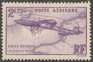 France, Scott#C10,  mint, hinged, plane