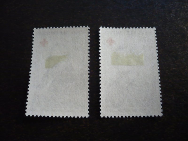 Stamps - France - Scott# B385-B386 - Mint Hinged Set of 2 Stamps