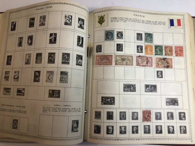 The New World Wide Postage Stamp Album Lots Of Old Stamps