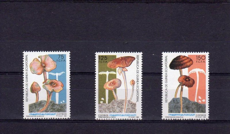 Equatorial Guinea 1992 Sc#173/175  Mushrooms  Set (3) MNH