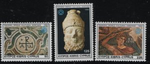 CYPRUS   581-583  MINT HINGED   SET
