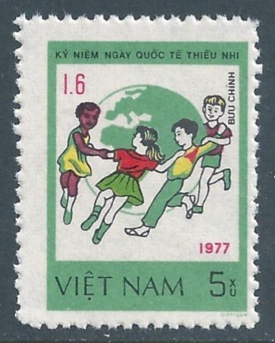 Viet Nam North #1062 NGAI Int'l Children's Day