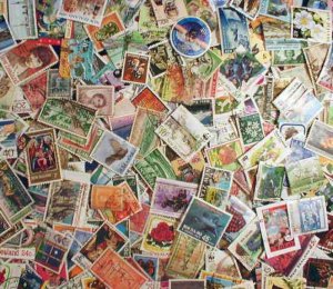 New Zealand Stamp Collection - 500 Different Stamps