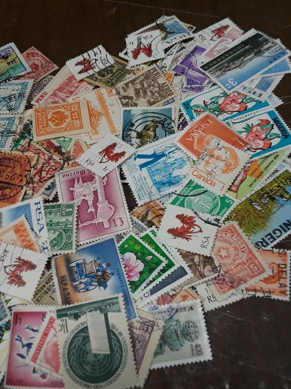 World Stamps/ Mint & Used on/Off Paper 500 mixed