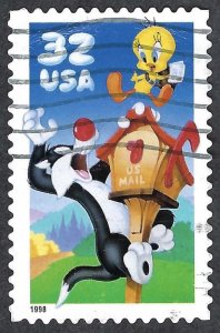 United States #3204a 32¢ Sylvester and Tweety (1998). Used.