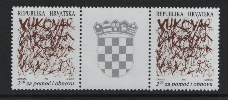 Croatia   #RA32  MNH  1992  postal tax barbed wire pair with label
