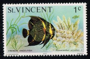 St. Vincent #407 French Angelfish; MNH (0.25)