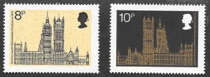 Great Britain Scott #705-706 Westminster Hall set of 2 (1973) MNH