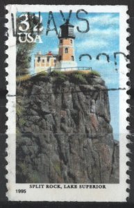 SC#2969 32¢ Great Lakes Lighthouses: Split Rock, Lake Superior (1995) Used