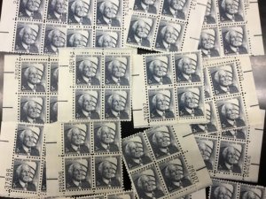 1280    Frank Lloyd Wright, Architect. 25 Plate blocks  MNH 2 cents. Issued 1966