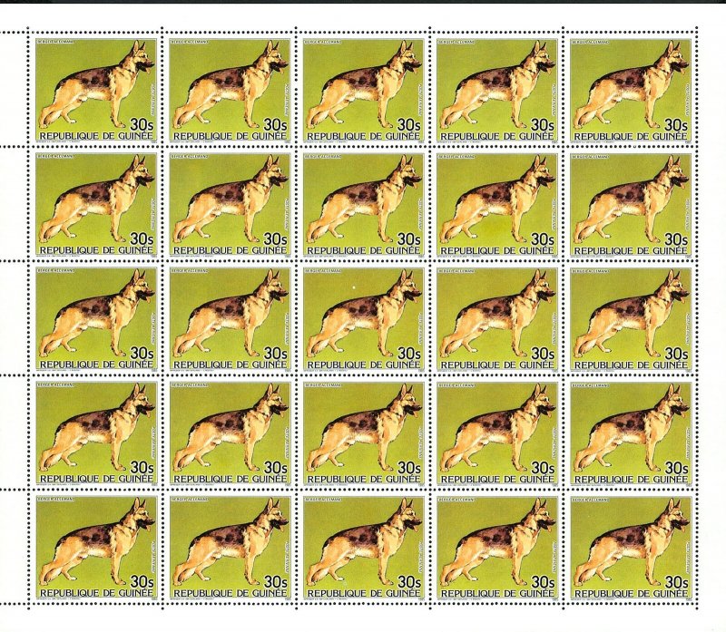 Guinea 1985 Perf. Cats & Dogs 1985 Full Sheet N° 1050 - 1057 BL 159 - 167
