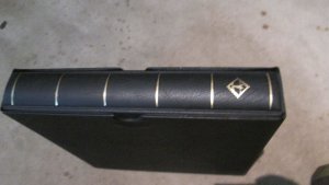 Lighthouse Multi Ring Album and Dust Case Nice condition