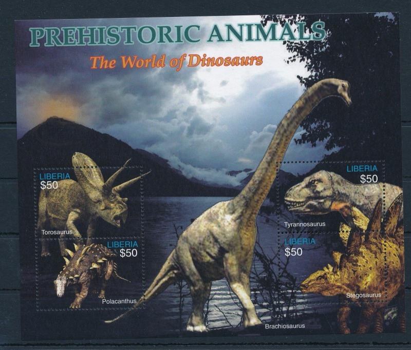 [36107] Liberia 2005 Pre Historic Animals Dinosaurs MN Sheet