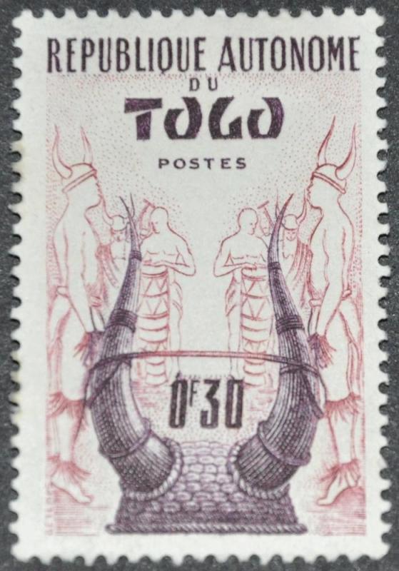 DYNAMITE Stamps: Togo Scott #333  MINT hr