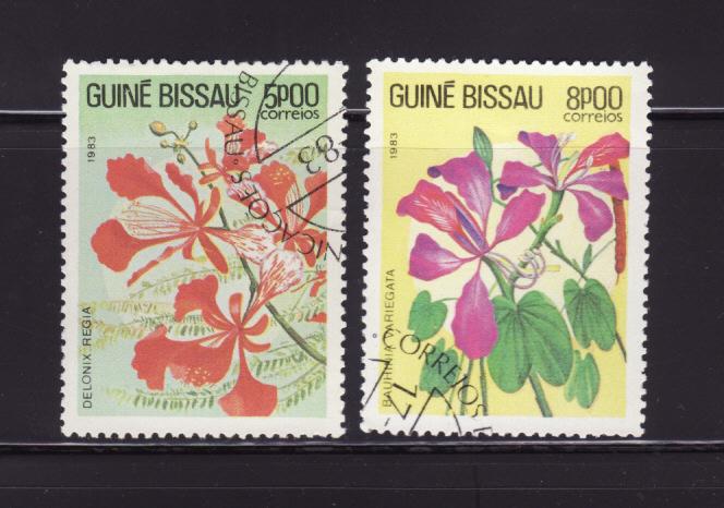 Guinea-Bissau 520-521 U Flowers