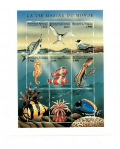 Comores - MARINE LIFE  - Fish - SHEETLET 9 Stamps - MNH