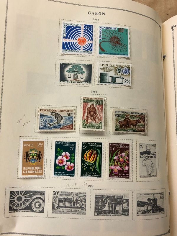 INTERNATIONAL COLLECTION – 1960-1965 ABU DHABI TO KUWAIT – 419201