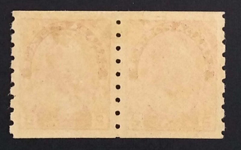 Canada 127 Pair VF MNH