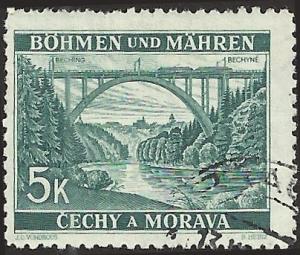 CZECHOSLOVAKIA UNIDENTIFIED BOX ITEM