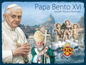 GUINEA BISSAU - 2011 - Pope Benedikt XVI - Perf Souv Sheet - Mint Never Hinged