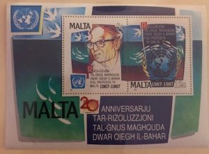 Souvenir Sheet Malta #709 NH