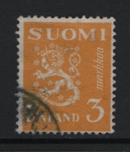 Finland    #175C  used  1945   Lion  3m yellow