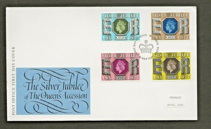 11/5/1977 SILVER JUBILEE SET FIRST DAY COVER UNADDRESSED-PICTORIAL POSTMARK 