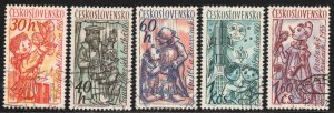 Czechoslovakia #1054-58 ~ Cplt Set of 7 ~ Puppets ~ Ucto, MX  (1961)