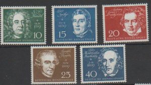 Mi:  315/19    mnh   1959  Cat €   28.00