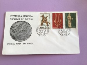 Cyprus First Day Cover Coin Relics 1976 Stamp Cover R43052